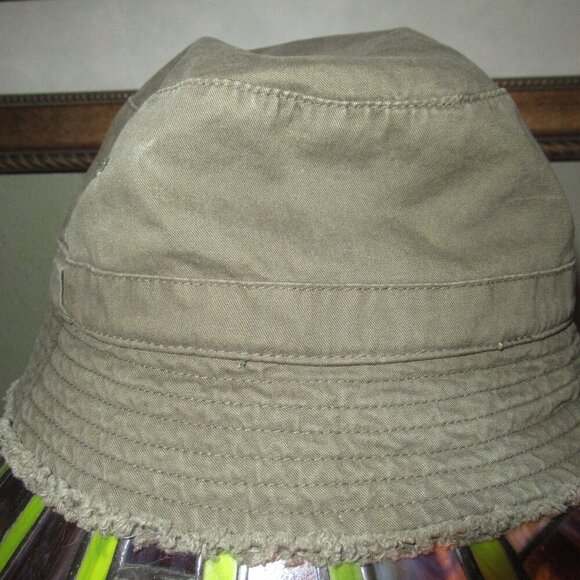 EST. 1989 PLACE Toddler's Bucket Hat Green 3T-4T - Picture 2 of 5